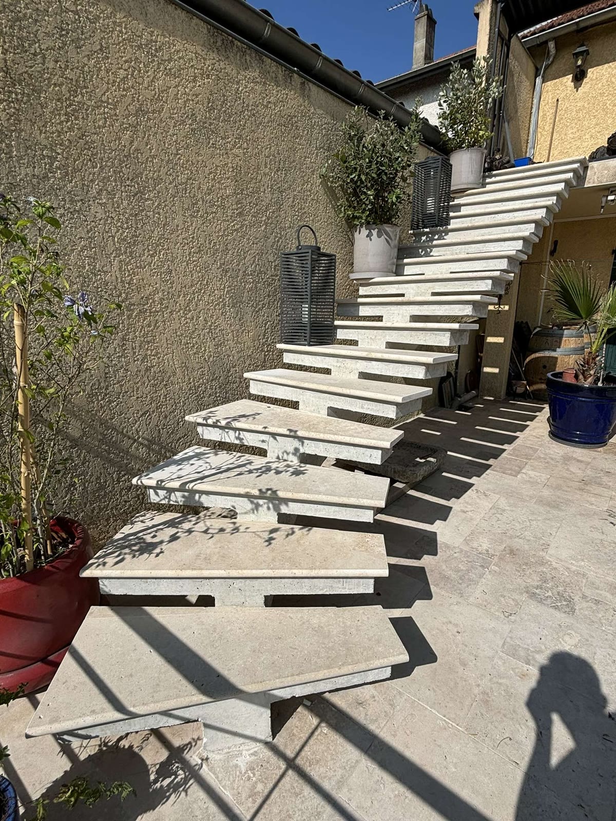 Volée d'escalier extérieure en béton